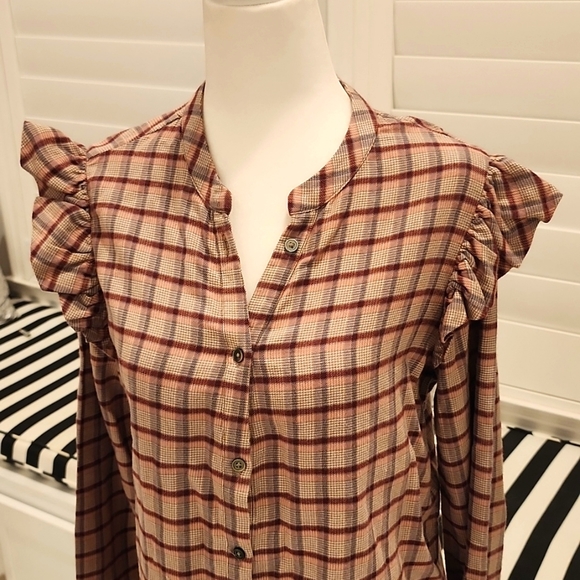Paige Plaid button down top - Picture 3 of 6